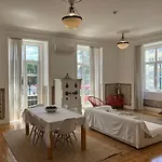 Апартаменты Tejo Location With River View
