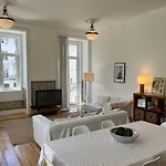 Tejo Location With River View Лиссабон