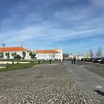Διαμέρισμα Tejo Location With River View