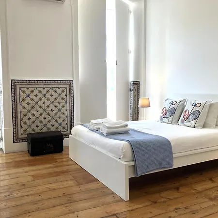 Tejo Location With River View Апартаменти