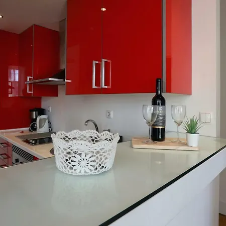 Апартаменты Tejo Location With River View Лиссабон